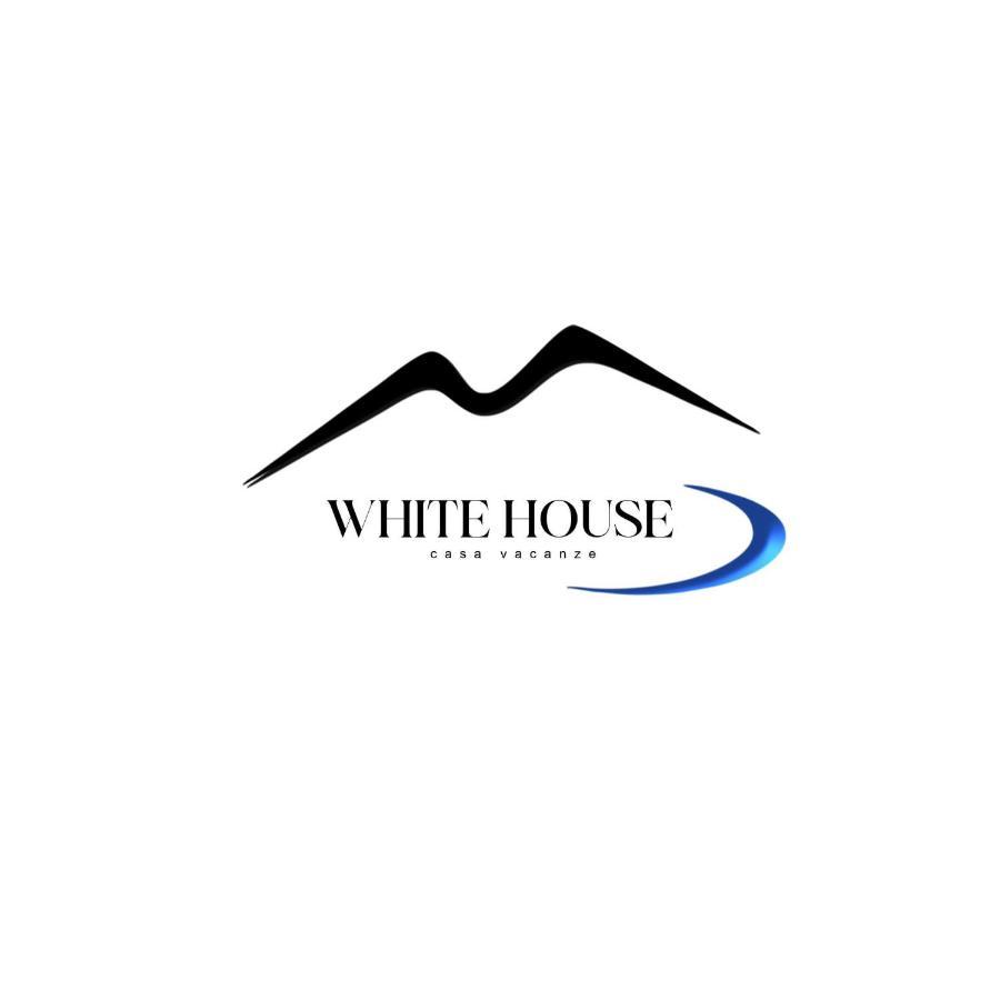 White House Nápoles Exterior foto